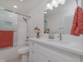 12 Thicket # 67, Irvine CA 92614