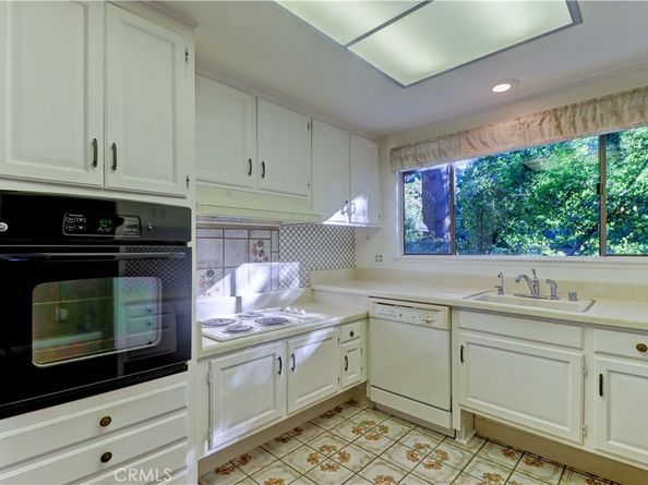 2009 Via Mariposa D, Laguna Woods CA 92637