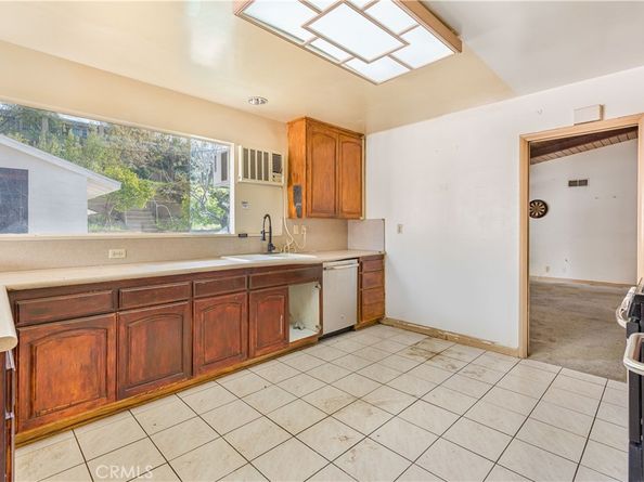 1004 S Grandridge, Monterey Park CA 91754