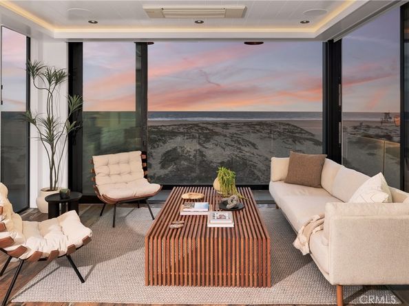 7210 W. Oceanfront, Newport Beach CA 92663