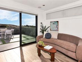 7210 W. Oceanfront, Newport Beach CA 92663