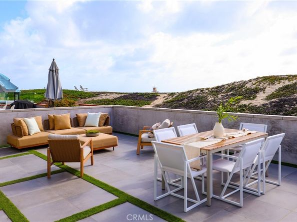 7210 W. Oceanfront, Newport Beach CA 92663