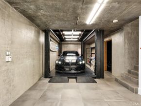 7210 W. Oceanfront, Newport Beach CA 92663