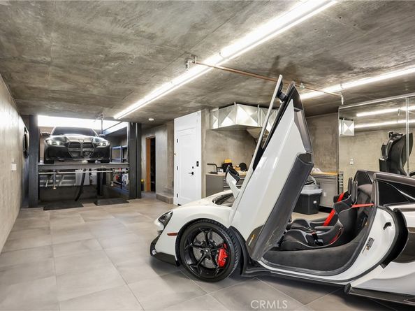 7210 W. Oceanfront, Newport Beach CA 92663