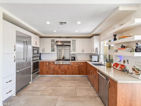 308 5th Street, Huntington Beach CA 92648