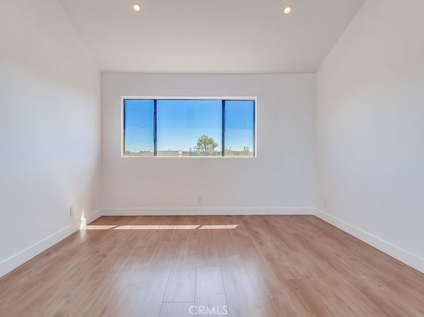 946 W 220th 216, Torrance CA 90502
