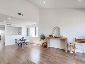 946 W 220th 216, Torrance CA 90502