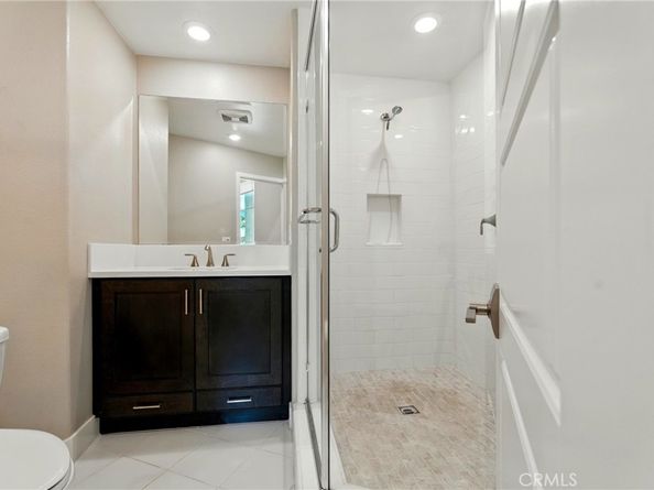186 Stellar, Irvine CA 92618