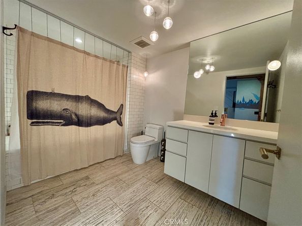 527 Molino Street 401, Los Angeles CA 90013