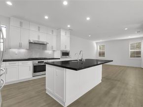 30 Lilac, Lake Forest CA 92630