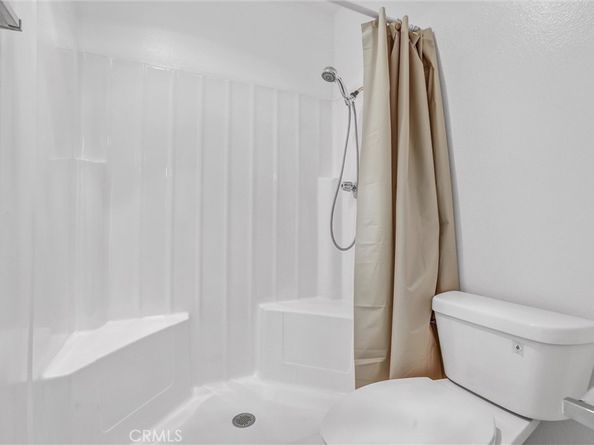 22100 Burbank 130C, Woodland Hills CA 91367