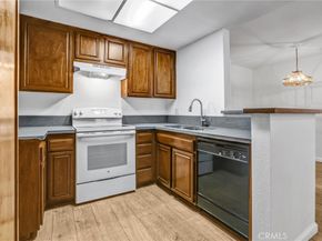 22100 Burbank 130C, Woodland Hills CA 91367