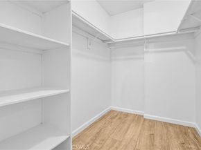 22100 Burbank 130C, Woodland Hills CA 91367
