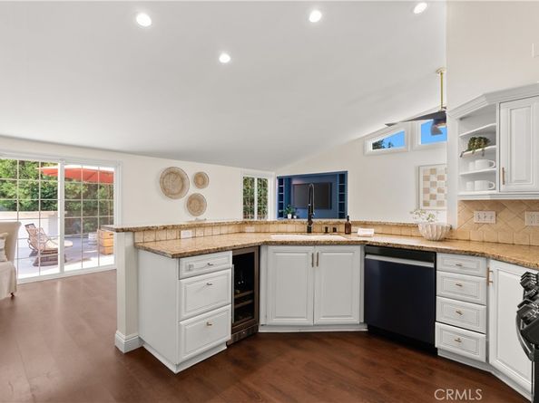 21022 21022 Manessa, Huntington Beach CA 92646