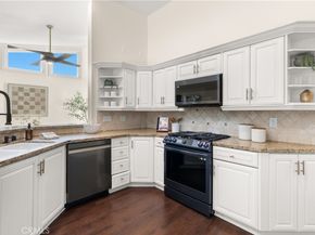 21022 21022 Manessa, Huntington Beach CA 92646