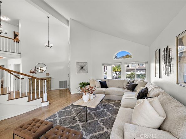 19331 Sleeping Oak, Lake Forest CA 92679