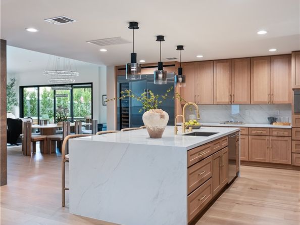 2989 Ceylon Drive, Costa Mesa CA 92626
