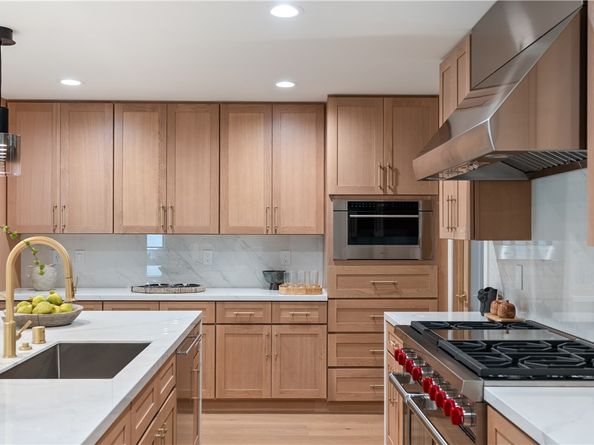 2989 Ceylon Drive, Costa Mesa CA 92626