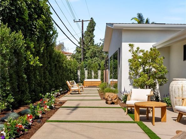 2989 Ceylon Drive, Costa Mesa CA 92626