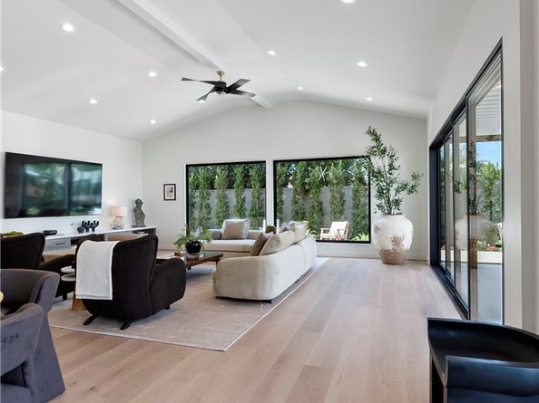 2989 Ceylon Drive, Costa Mesa CA 92626