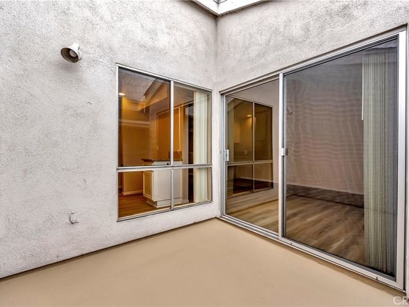 2670 W Segerstrom f, Santa Ana CA 92704