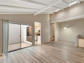 2670 W Segerstrom f, Santa Ana CA 92704