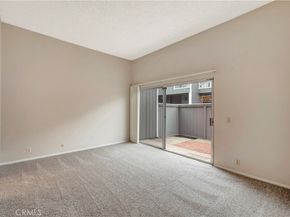2670 W Segerstrom f, Santa Ana CA 92704