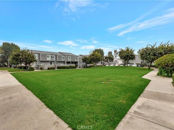 2670 W Segerstrom f, Santa Ana CA 92704