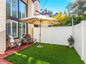 924 Hyde Court, Costa Mesa CA 92626