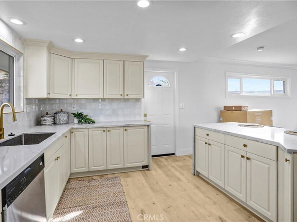 872 Huron, Claremont CA 91711