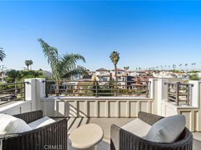 520 13th, Huntington Beach CA 92648