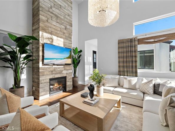 520 13th, Huntington Beach CA 92648