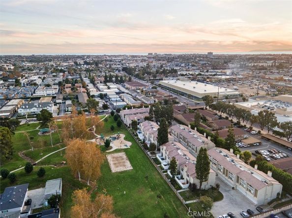 380 W Wilson B106, Costa Mesa CA 92627