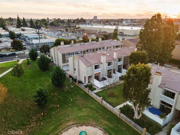 380 W Wilson B106, Costa Mesa CA 92627