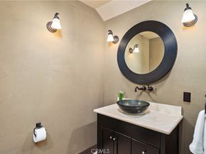 4630 Esparto Road N, Woodland Hills CA 91364