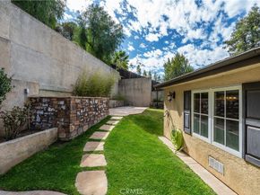 4630 Esparto Road N, Woodland Hills CA 91364