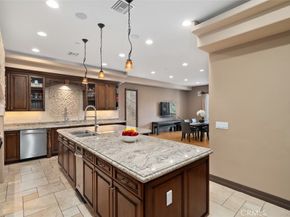 4630 Esparto Road N, Woodland Hills CA 91364