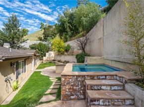 4630 Esparto Road N, Woodland Hills CA 91364