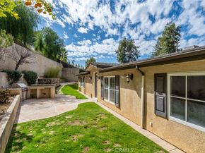 4630 Esparto Road N, Woodland Hills CA 91364