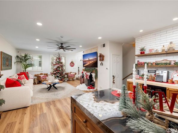 7401 Seabluff 102, Huntington Beach CA 92648