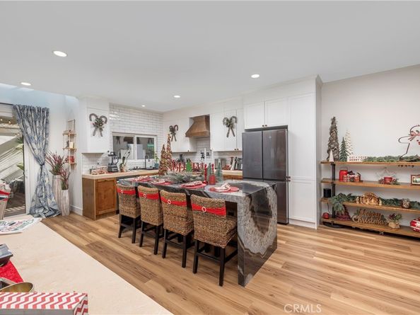 7401 Seabluff 102, Huntington Beach CA 92648