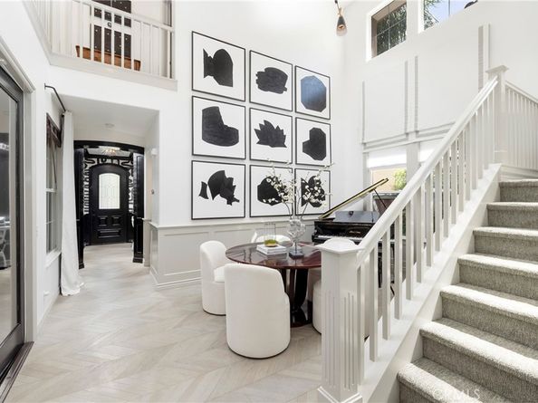 8 Upland, Irvine CA 92602