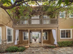 8 Upland, Irvine CA 92602