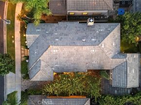 8 Upland, Irvine CA 92602