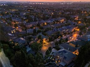 8 Upland, Irvine CA 92602