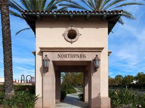 8 Upland, Irvine CA 92602