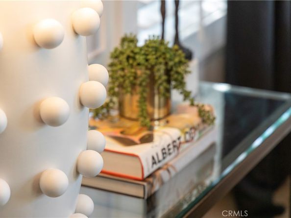 8 Upland, Irvine CA 92602