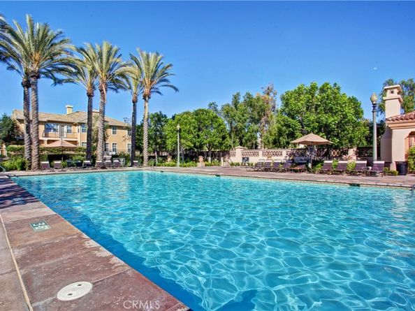 8 Upland, Irvine CA 92602