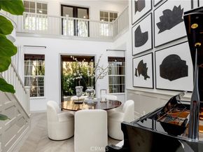 8 Upland, Irvine CA 92602