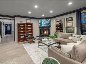 8 Upland, Irvine CA 92602